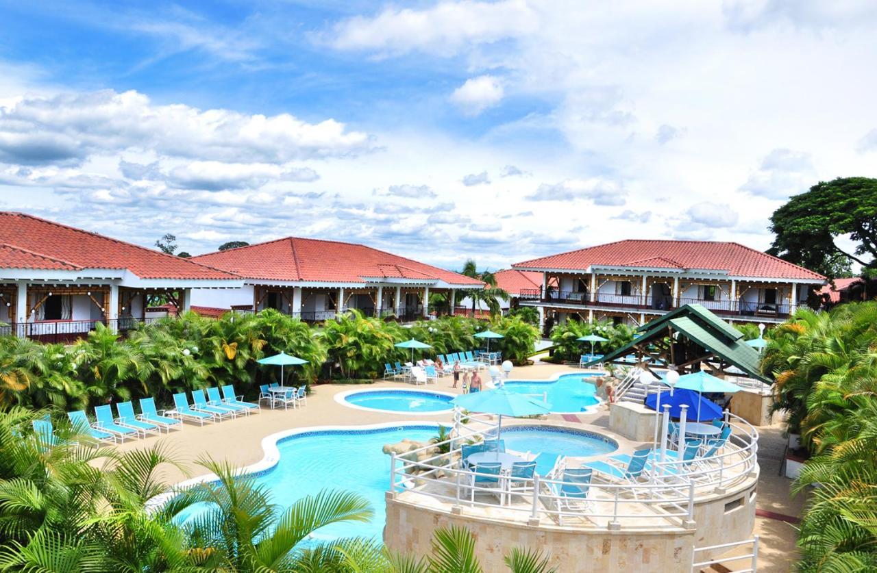 Hotel Campestre Las Camelias Pueblo Tapao Exterior photo