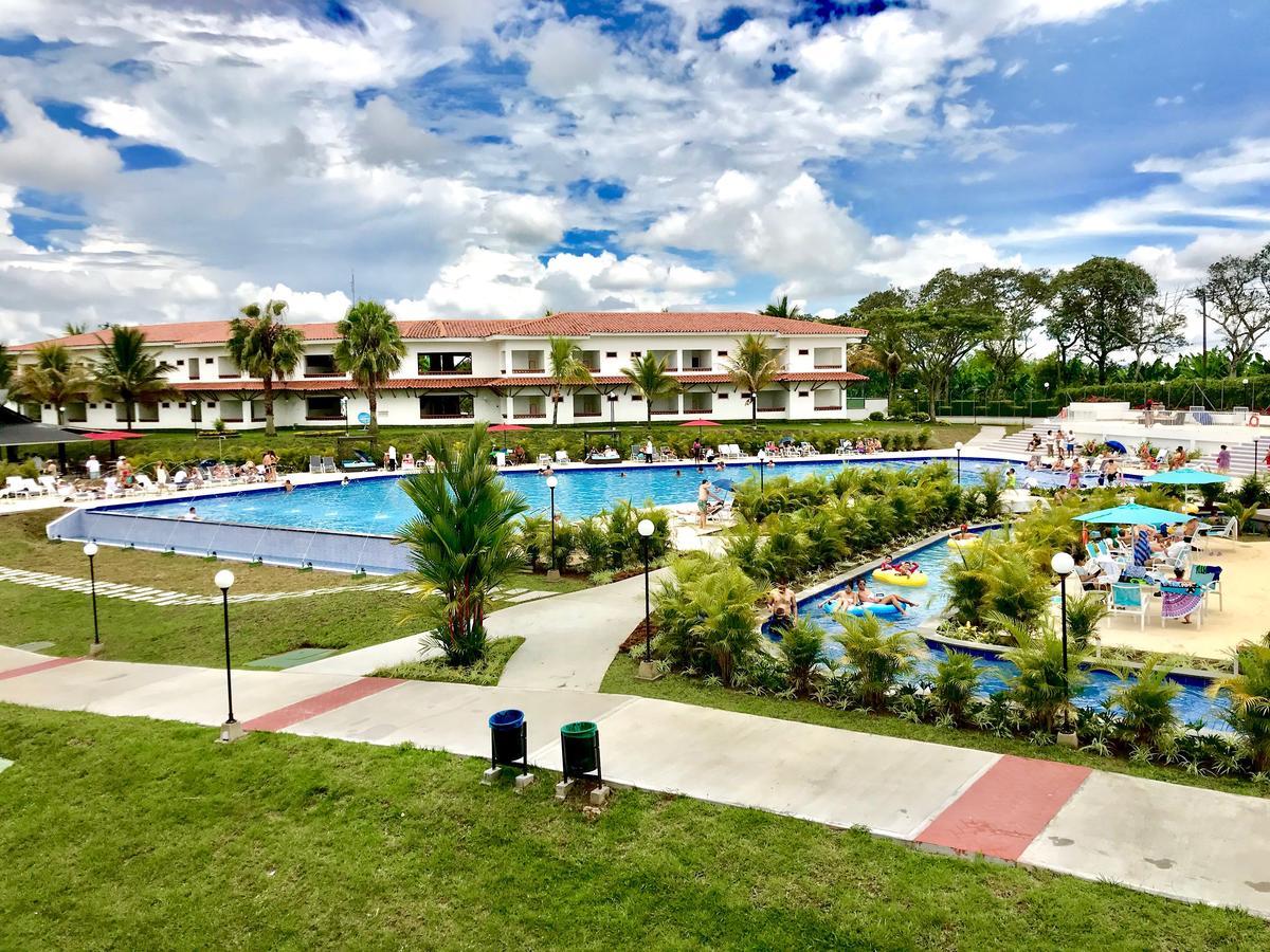 Hotel Campestre Las Camelias Pueblo Tapao Exterior photo